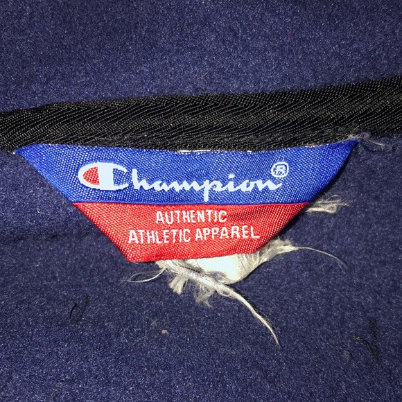 Champion sweatshirt - Picture 3 of 3